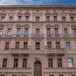 4* Apartahotel Rimska 14